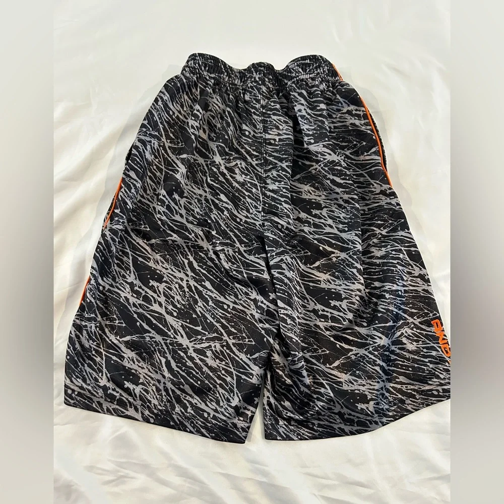 AND1 Boys Basketball Shorts XL 14/16 Black Gray Orange Athletic Shorts